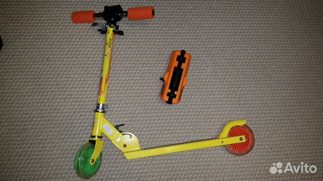 Самокат Zinc Attax