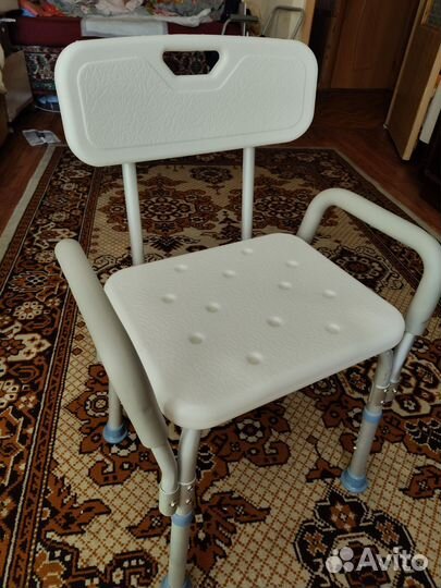 Стульчик для ванной