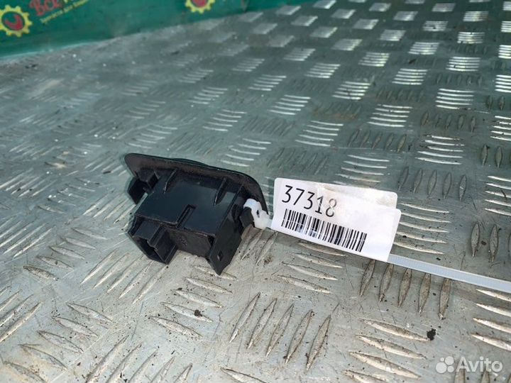 Кнопка стеклоподъемника задняя правая Geely Mk