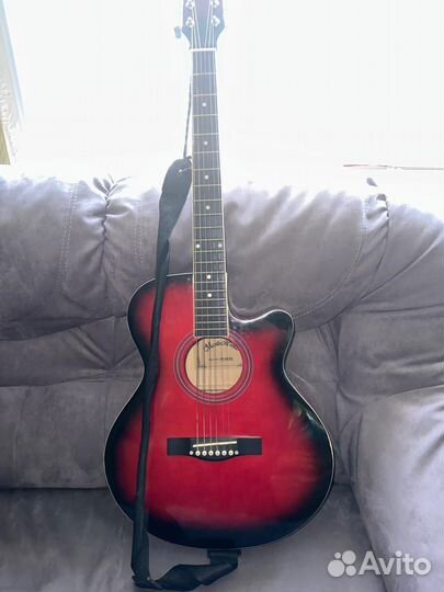 Акустическая гитара бу