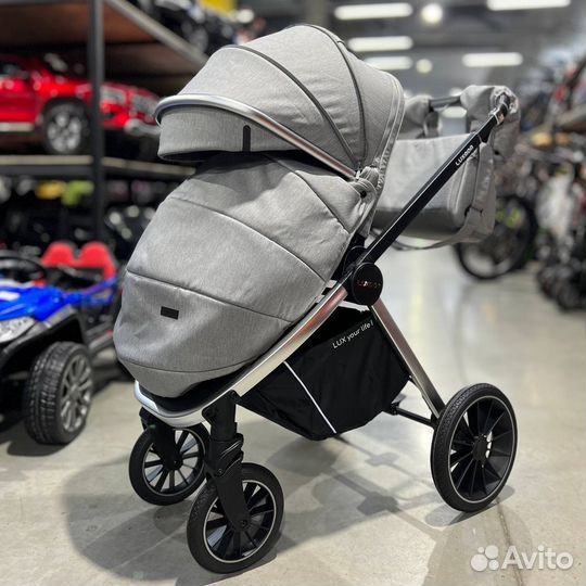 Коляска 3 в 1 и 2 в 1 новая