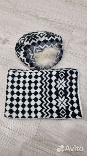 Комплект шапка и шарф женский