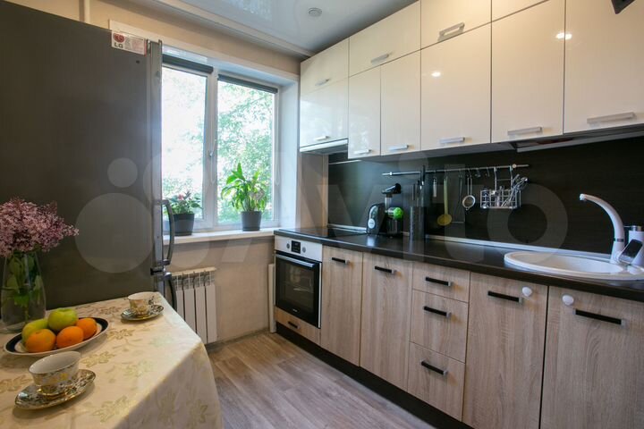 2-к. квартира, 43 м², 2/5 эт.