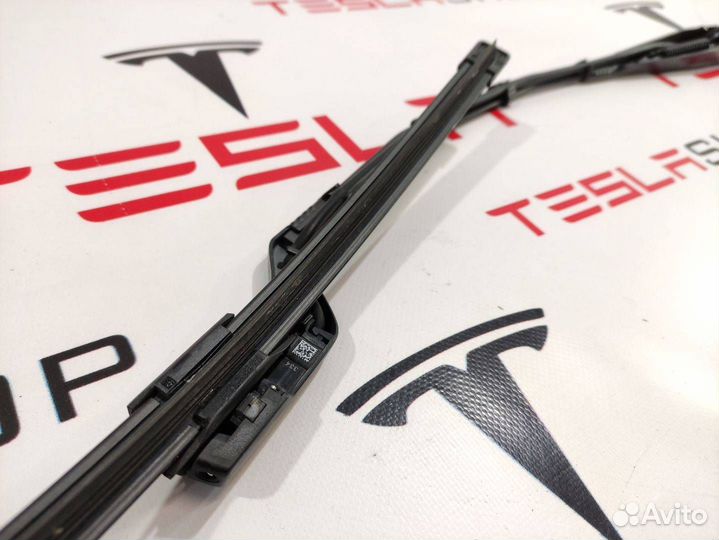 Рычаг стеклоочистителя Tesla Model 3 2019