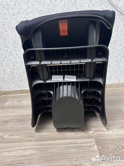 Детское автокресло новое