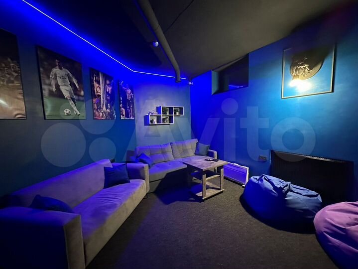 Продам помещение свободного назначения, 300 м²