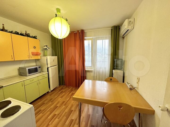 2-к. квартира, 62 м², 9/16 эт.