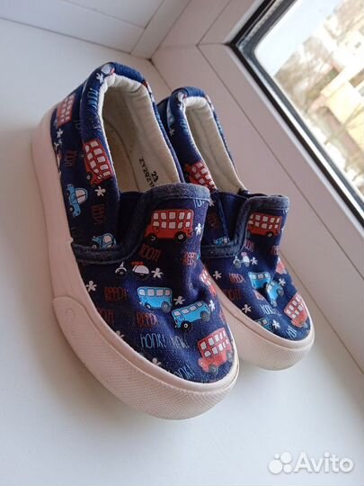 Обувь на мальчика пакетом