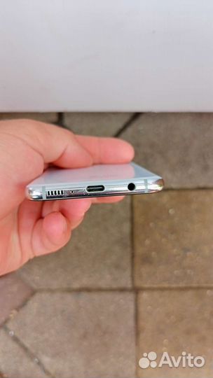 Samsung s10e