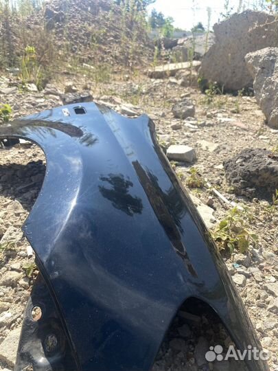 Крыло переднее правое на volkswagen polo
