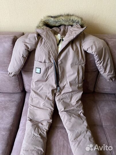Зимний комбинезон для девочки