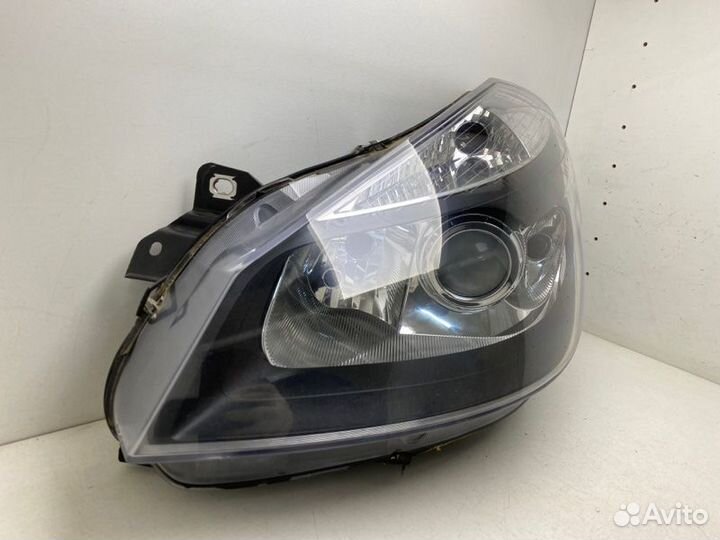 Фара передняя левая Renault Clio 3 2005-2013