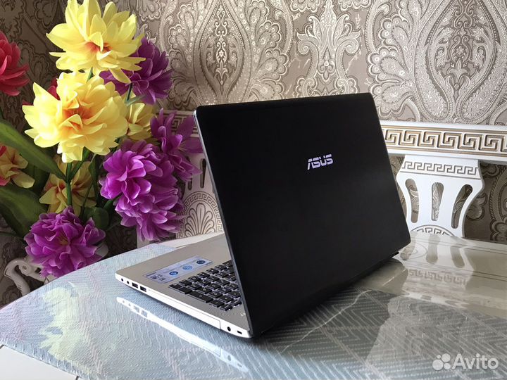 Игровой с подсветкой клавы на i5