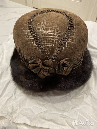 Шапка женская кожаная с норковым мехом