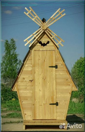 Дачный туалет с лебедем OGO