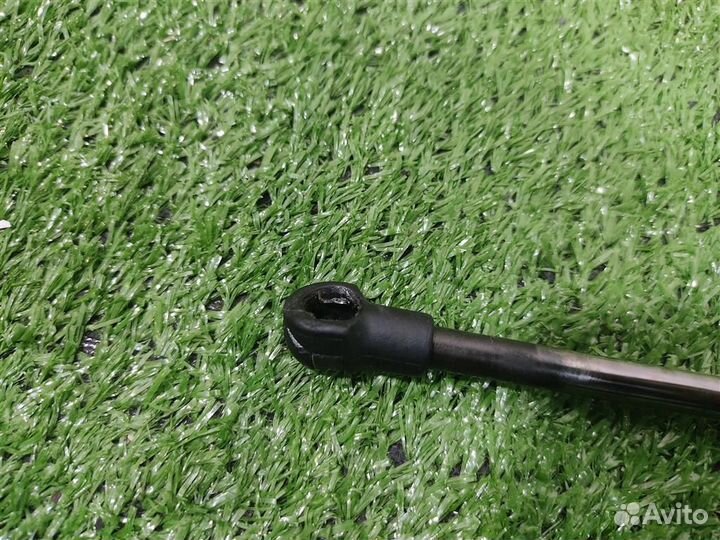 Амортизатор багажника левый Toyota Avensis T25 20