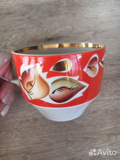 Чашка,молочник,сахарница с крышкой