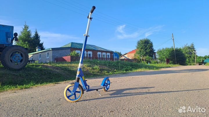 Самокат Explore