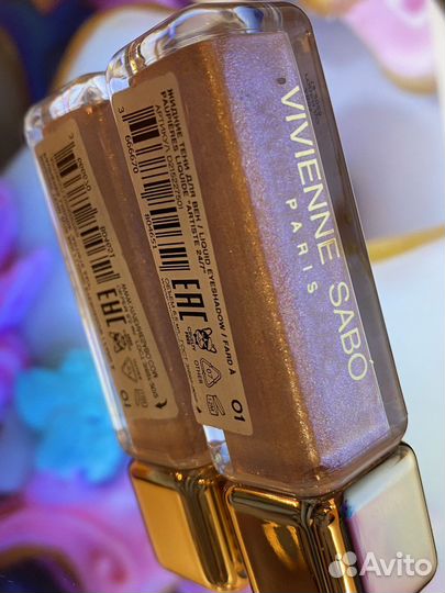 01 Жидкие тени для век Vivienne Sabo Artiste