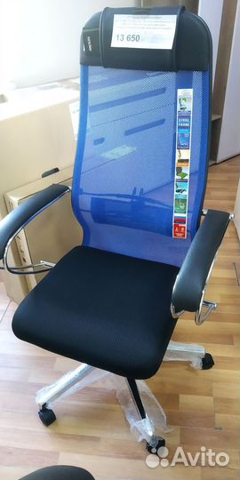 Кресло метта сетка синяя