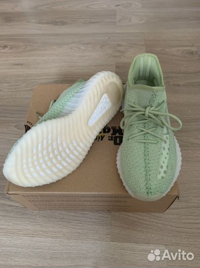 Кроссовки Yeezy 39 размер