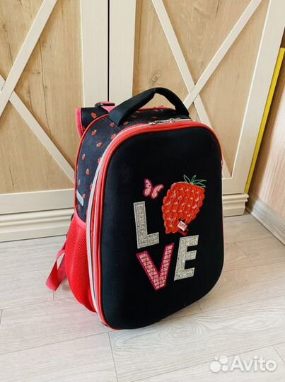 Рюкзак школьный для девочки