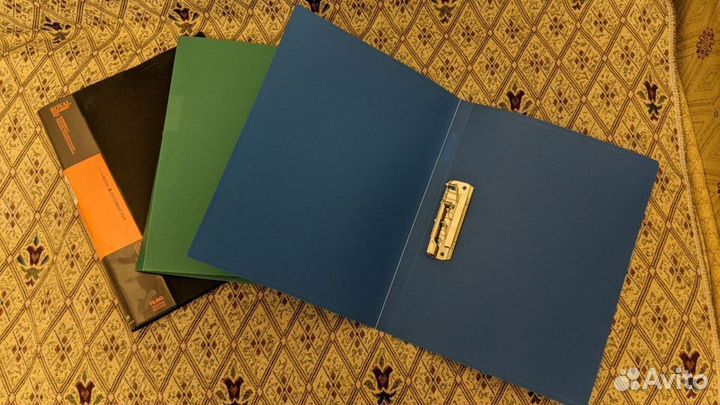 Папки А4 с прижимом/зажимом