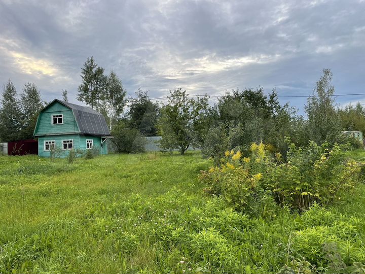 Дача 30 м² на участке 10 сот.