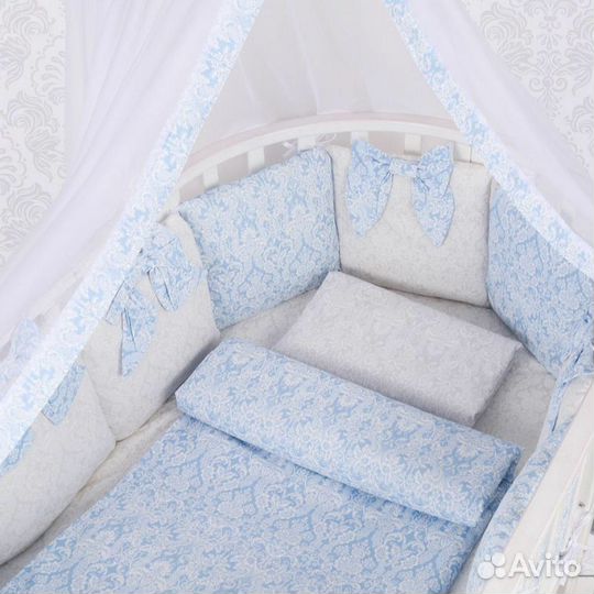 Комплект в детскую кроватку