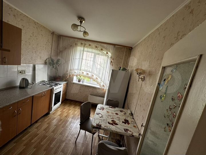 2-к. квартира, 54,3 м², 1/10 эт.