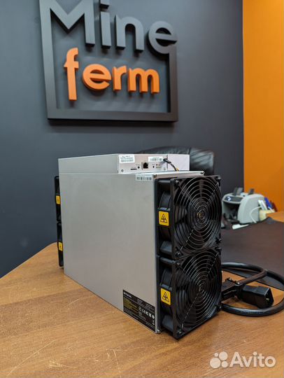 Antminer S21 200th