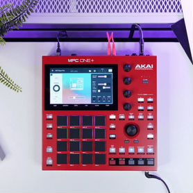 Akai MPC ONE+ грувбокс новый