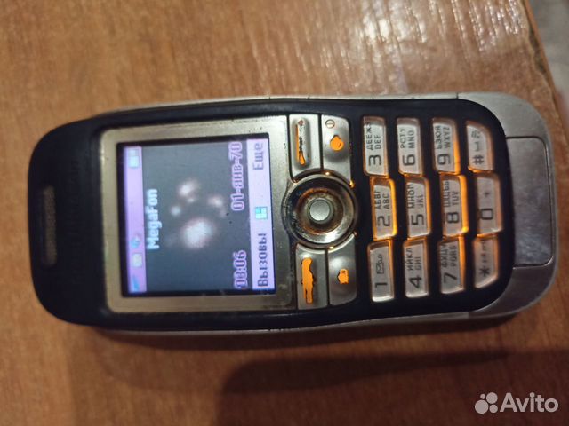 Sony Ericsson J300i