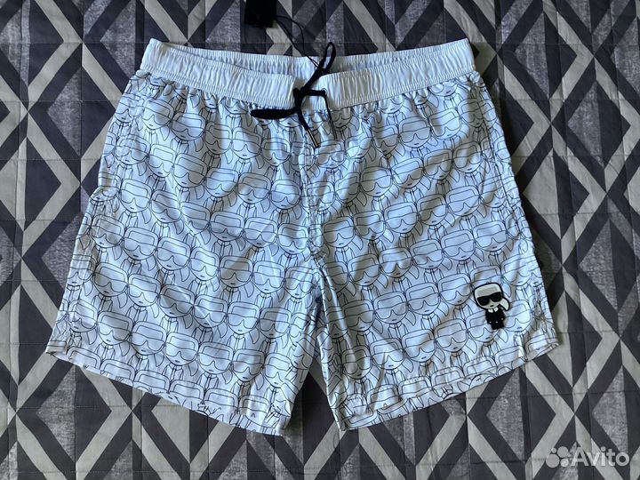 Lagerfeld L,XL плавательные шорты