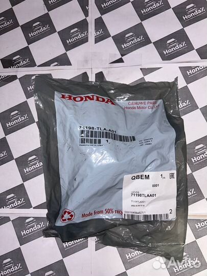 Кронштейн переднего бампера левый Honda CR-V 5