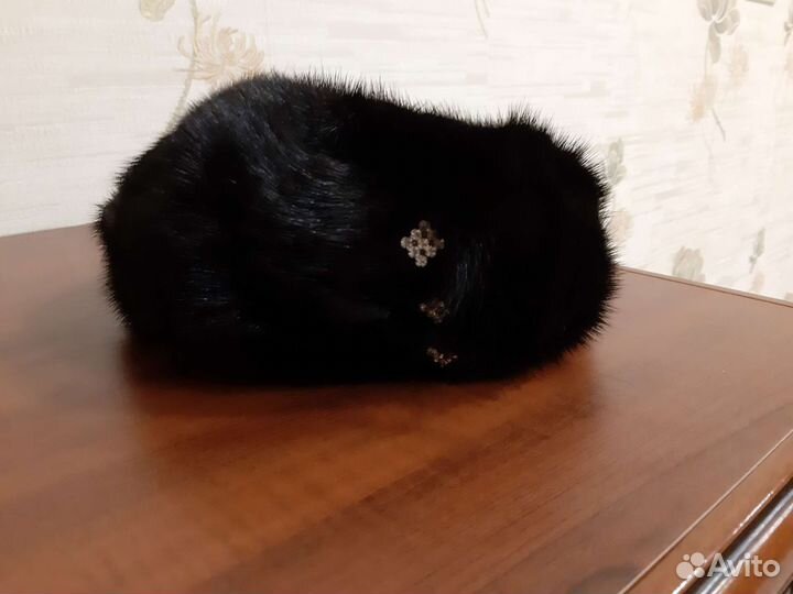 Берет норковый новый