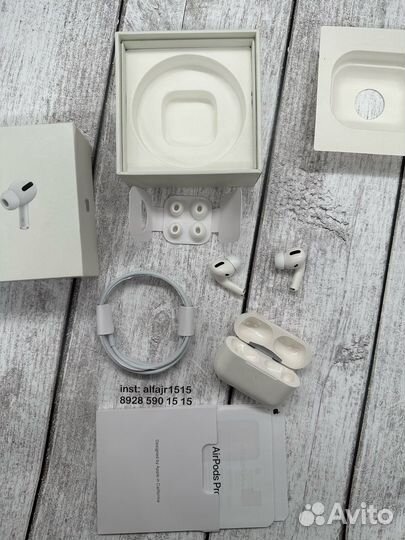 Наушники airpods