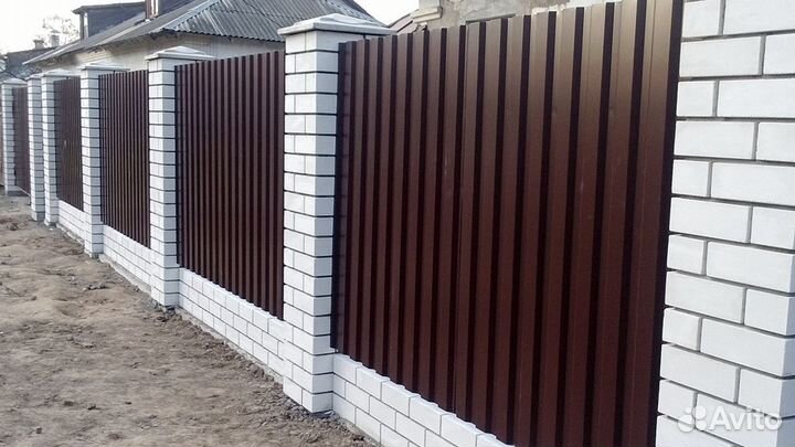 Заборы из профнастила