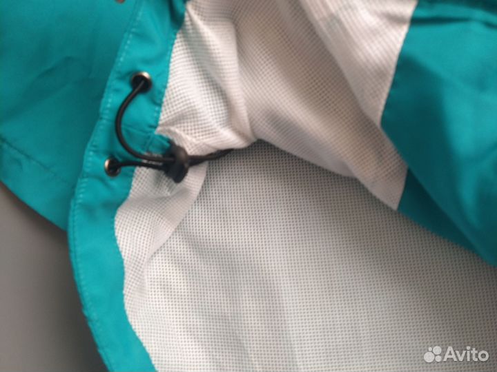 Ветровка женская 44