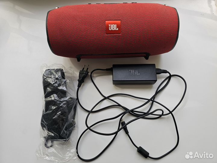 Блютуз колонка jbl xtreme оригинал red 1 поколения
