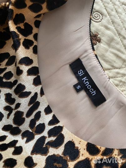 Платье бархатное