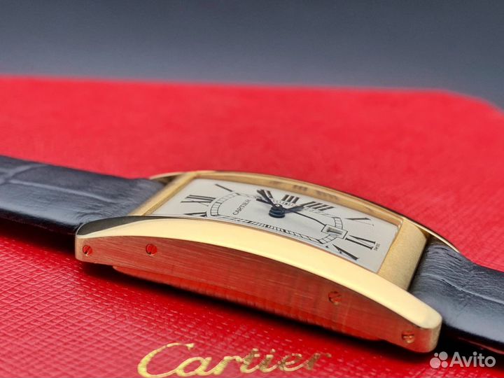 Золотые Cartier Tank Americaine 41 mm