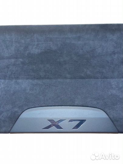 Задняя полка багажника BMW X7 G07