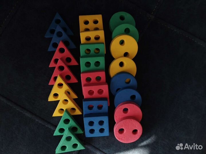 Развивающие игрушки