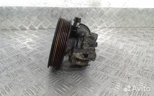 Насос гу дизельный toyota avensis T25 (6BR08BT01)