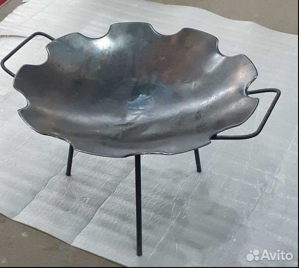 Саджи из диска борона на ножках и с ручками