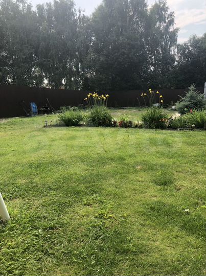 Коттедж 196 м² на участке 8 сот.