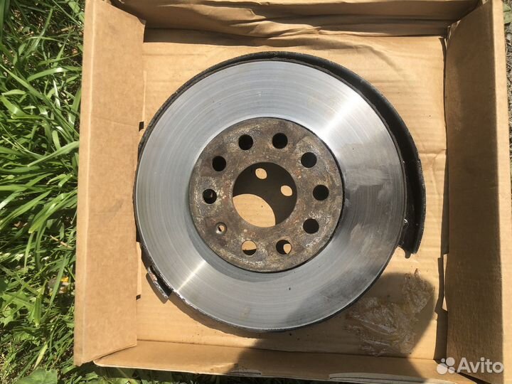 Комплект суппортов гольф 6 vag