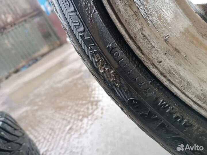 Yokohama Ice Guard Stud IG55 215/50 R17