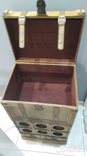 Сундук для хранения вина